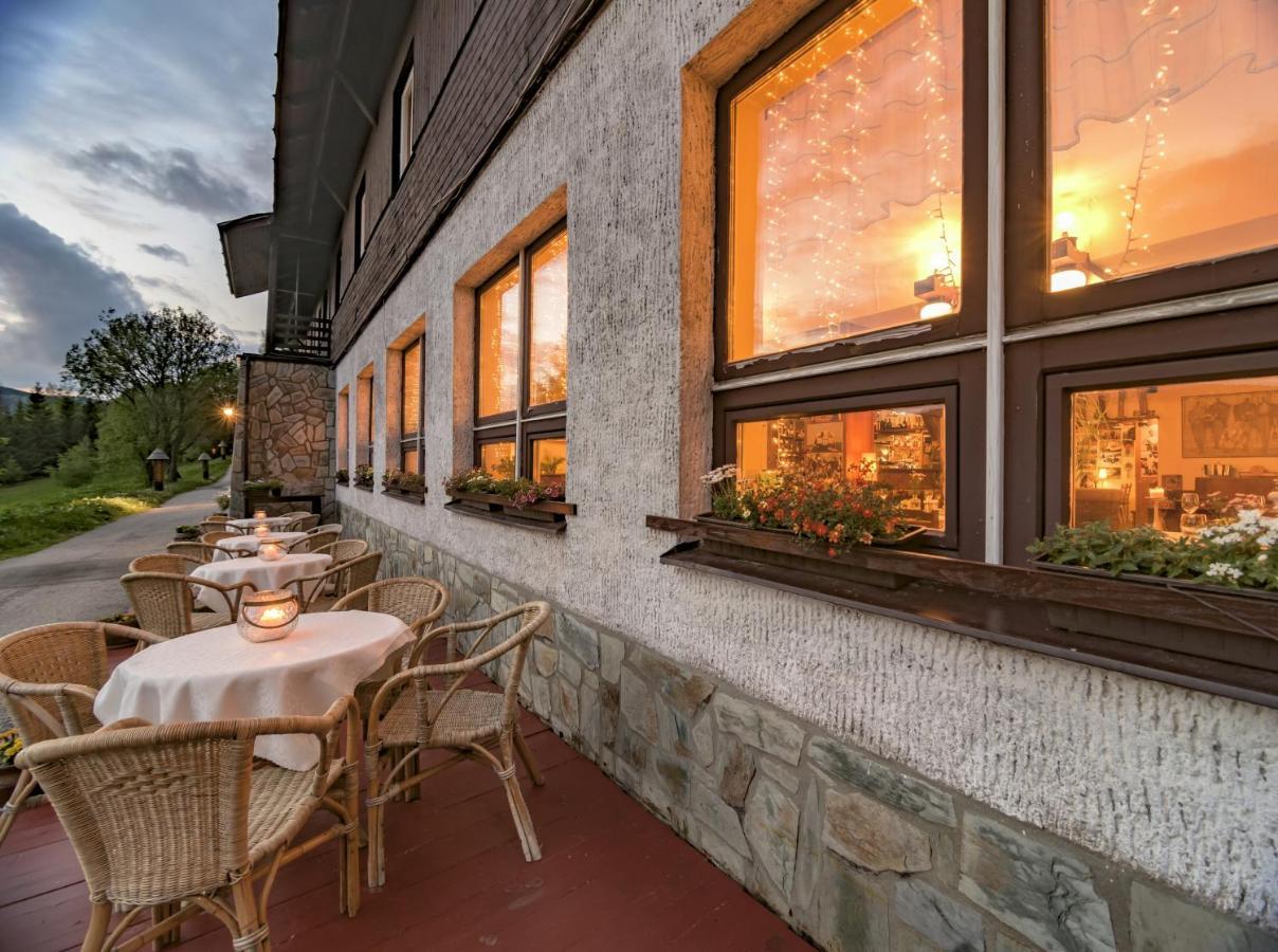 Hotel Hromovka Špindlerŭv Mlýn Exterior foto